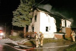 Structure Fire 7.JPG (497873 bytes)